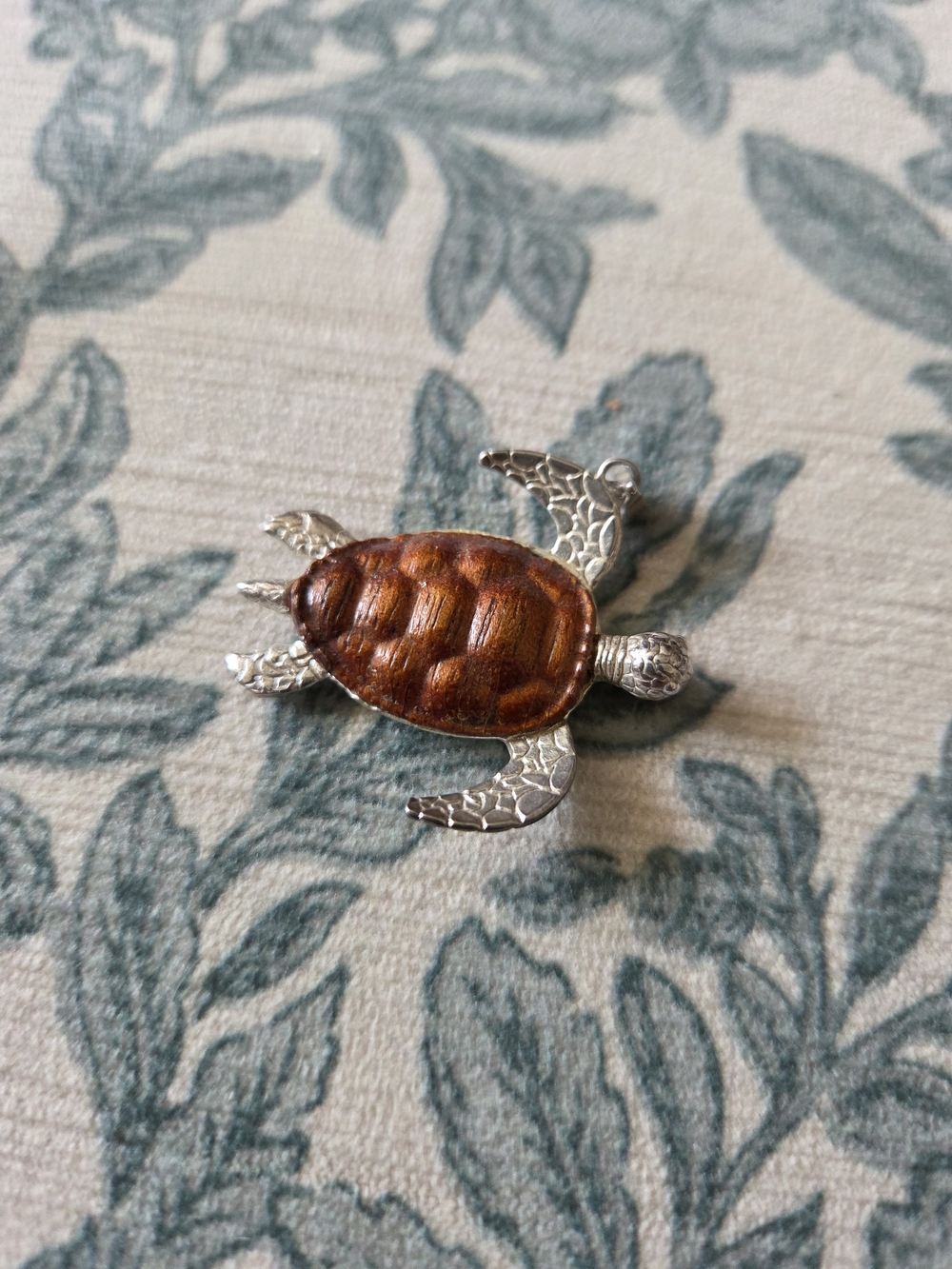 🏝Preloved Sterling Silver Sea Turtle Pendant🏝
